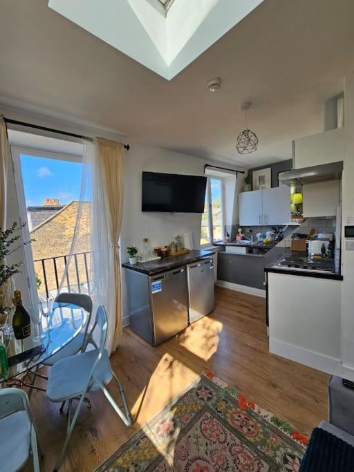 Cosy And Quiet One Bedroom Thames Flat Appartamento